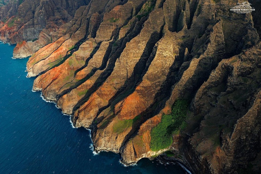 Kauai Airplane Tour: Na Pali Coast, Waterfalls & Window Seats